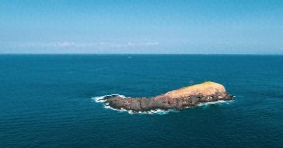 世界十大最美海岛盘点：从马尔代夫到夏威夷，哪个海岛最让你心动？