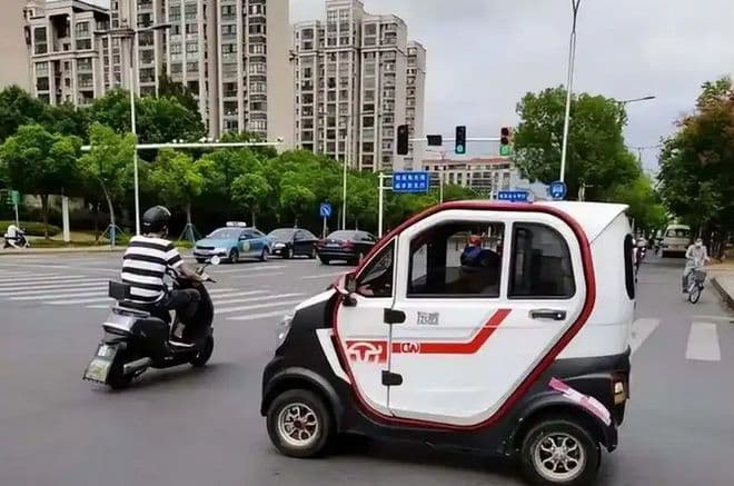 两会代表委员关注“老头乐”，三大规范将加速老年代步车“转正”