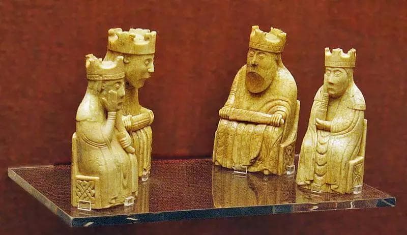 中国象棋和国际象棋哪个早产生？