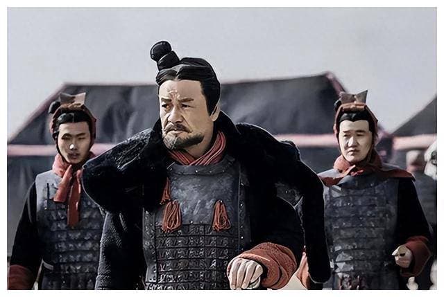 秦朝灭亡时，名将王翦后代分家自保，不料竟造就了两个千年豪族