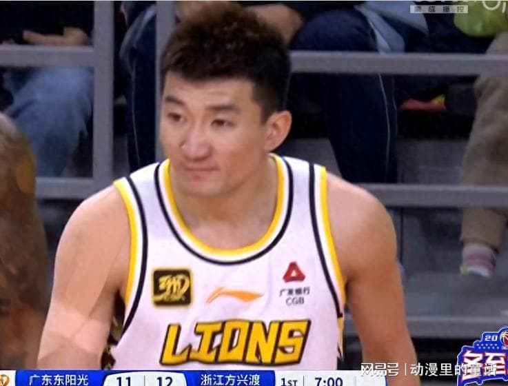 CBA助攻榜：榜首无缘国家队，徐杰超越赵继伟、郭艾伦上榜！