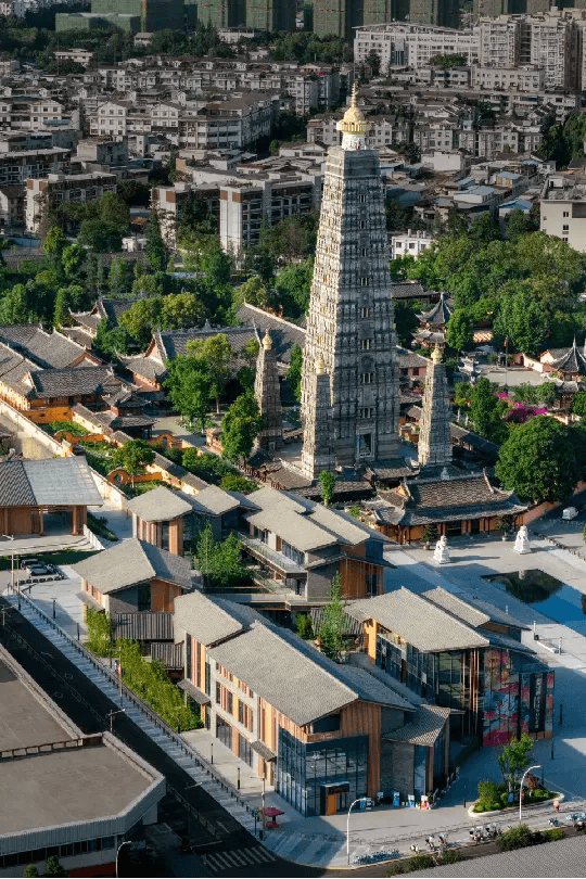 寺庙+商业，成都这座街区国庆引爆百万客流