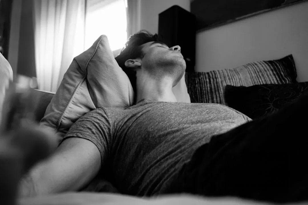 长期睡眠不足，你的身体会发生这5点变化