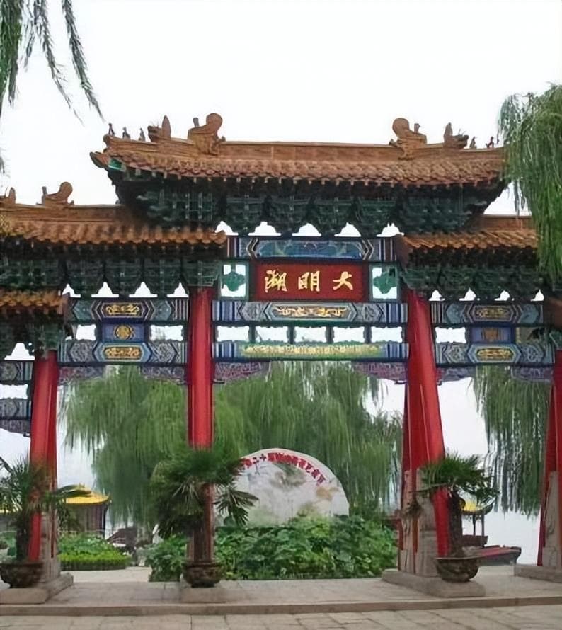 大明湖景点介绍 风光美如画