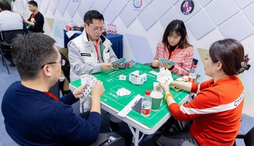 掼蛋，不仅仅是游戏，更是社交与智慧的融合