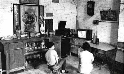是谁还在研究上个世纪的收音机，甚至举办了DIY大赛？