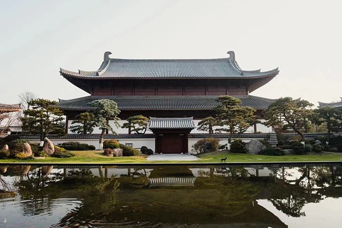 浅析宗祠文化的传承与现代价值