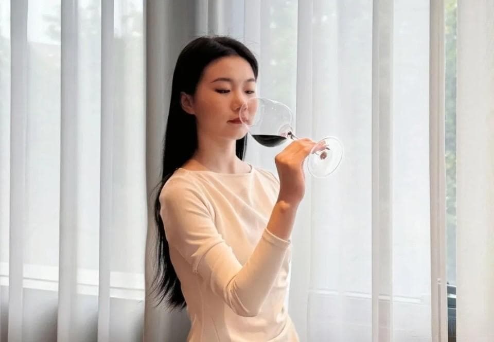 红酒中的6种物质，让你了解其美容养生功效