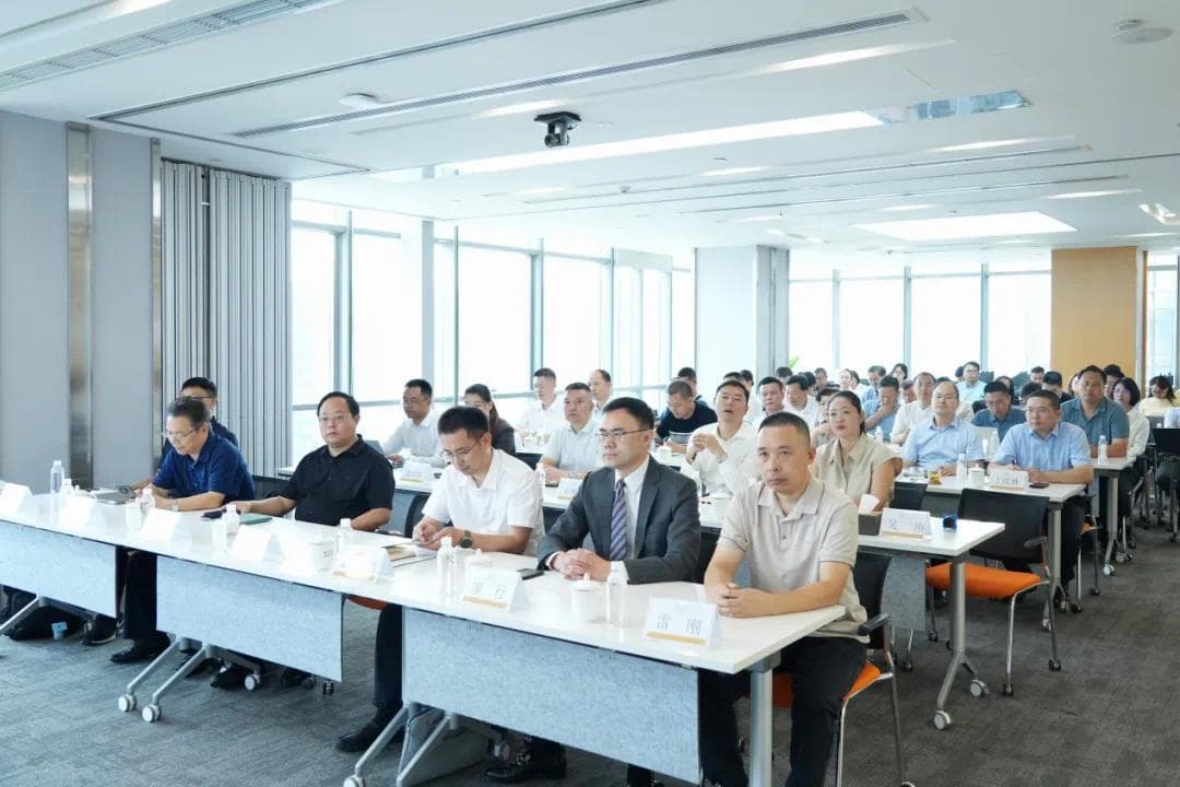 “仲裁法修改方向与实务前沿问题”研讨会在北京盈科（成都）律师事务所召开