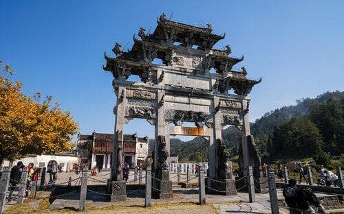黄山三日游最佳路线：深度游玩攻略及详细行程安排