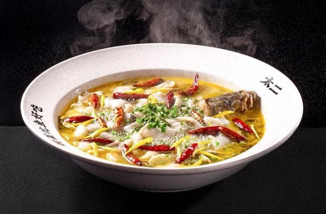 从顶流到无人问津，门店倒闭上千家！风靡一时的酸菜鱼为何没落？