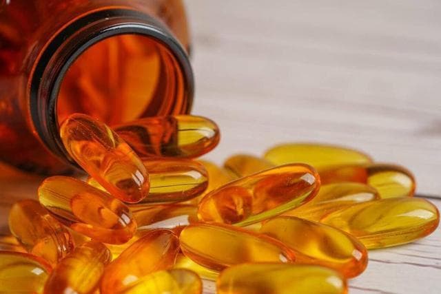 鱼油护肤宝典：抗炎、减痘、延缓衰老的自然秘诀