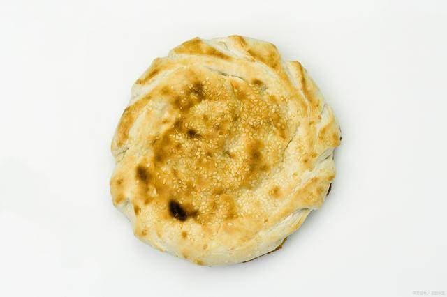 放凉了也不会硬的发面饼做法，不揉面不擀面，蓬松暄软，当早餐香