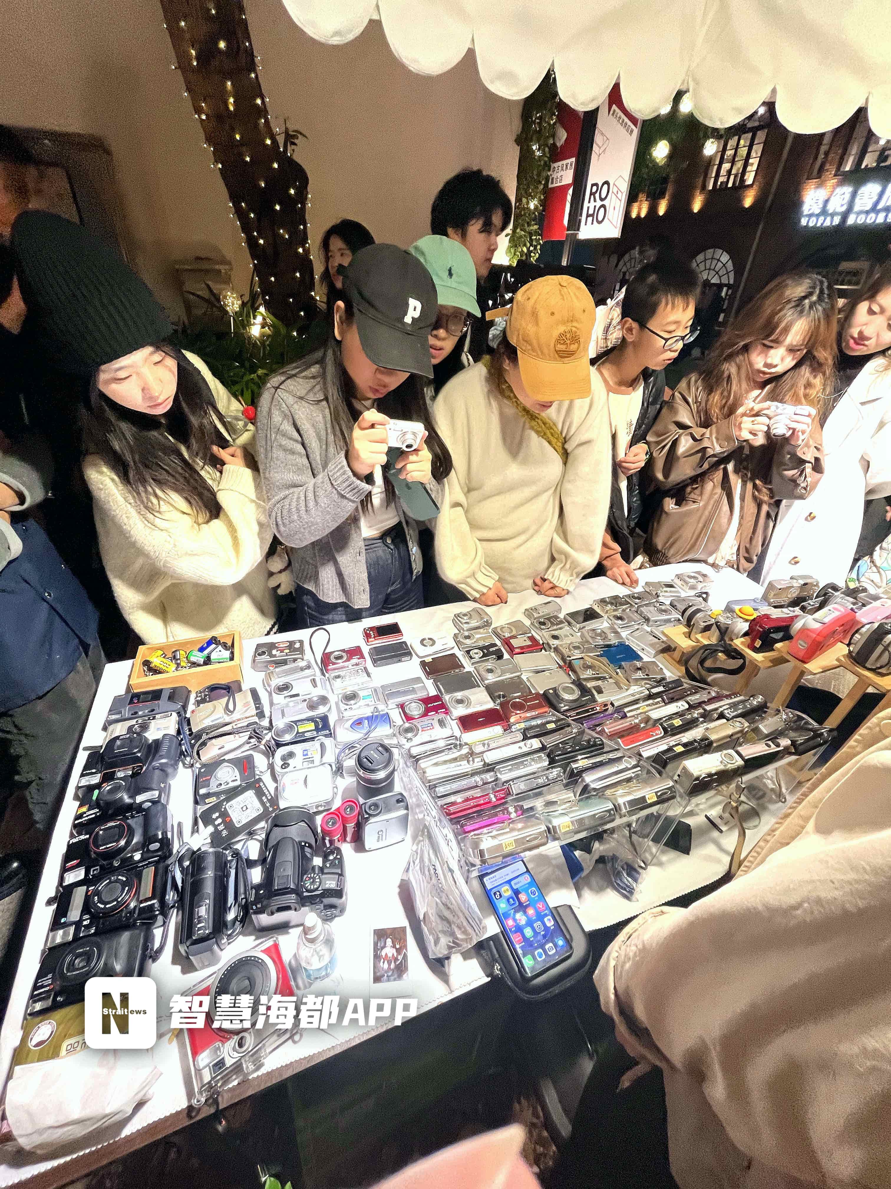 突然翻红，身价暴涨！复古卡片机成为福州年轻人的新宠