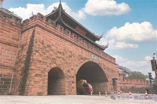 眉山：一城历史一城景 一城文化一城韵