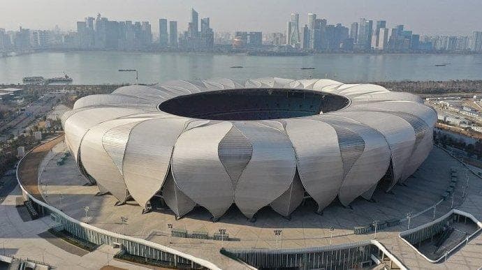 明年国足和澳大利亚这场比赛，80800座的大莲花会爆满吗？