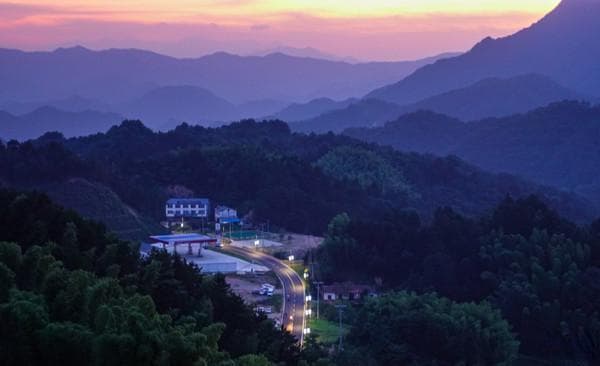 大别山自驾游：打卡最美马丁公路！