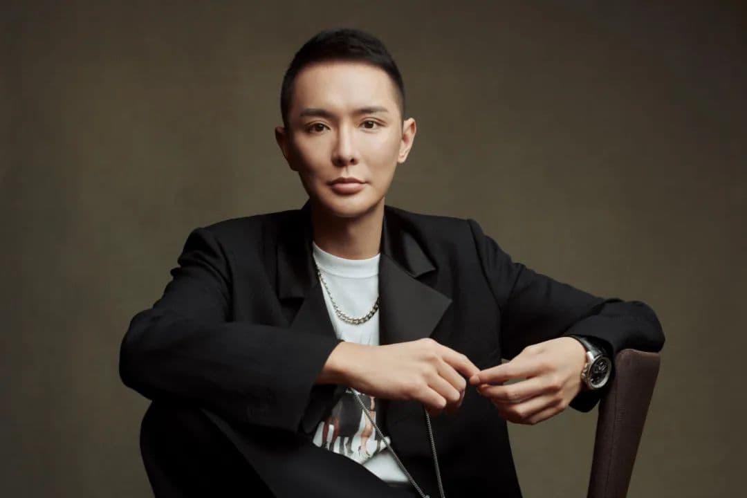 《VOGUE》中国版新任主编上任