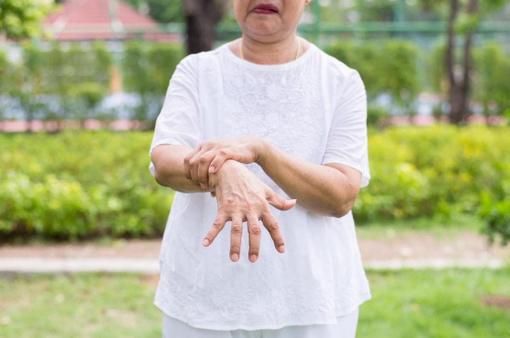 帕金森氏症活多久？会好吗？帕金森氏症症状前兆、原因一次看