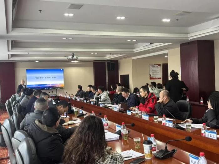 乐山高新区推进制造业“智改数转”，3家企业签约服务包项目