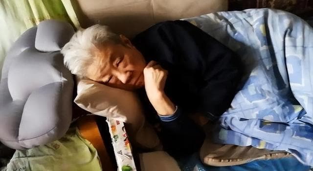糖尿病与午睡有关？医生再三强调：血糖高的人，午睡这几事少做！