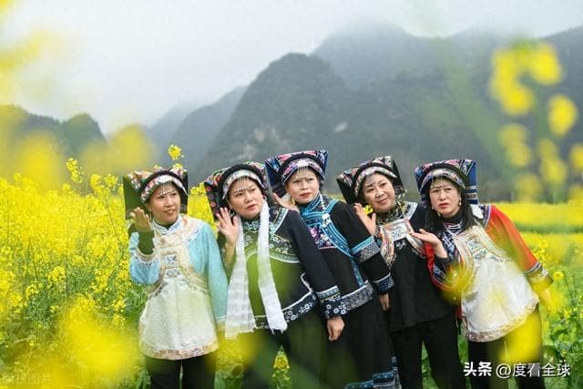 贵州万峰林油菜花海：立春后的绝美画卷，邀你共赏春日盛宴！
