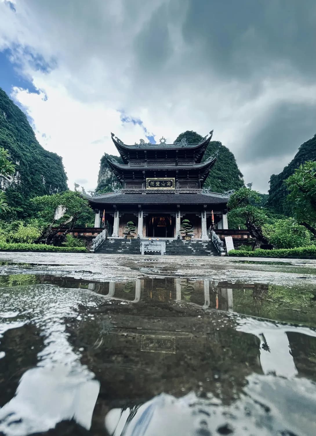 南峰寺：阳朔的千年古刹探秘