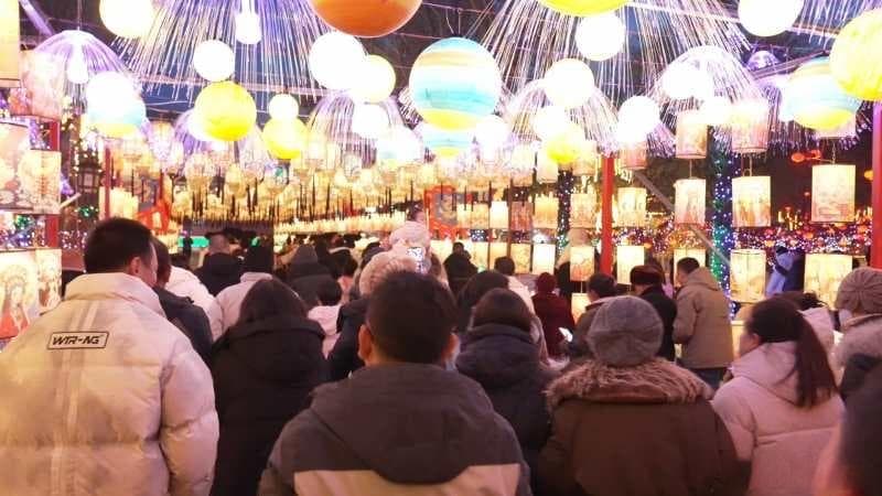 文化中国行丨旅游过大年 新疆人气旺