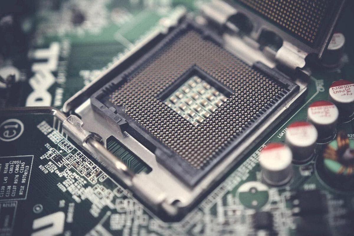 半导体EAP系统如何实现对机台的实时监控和自动化控制？