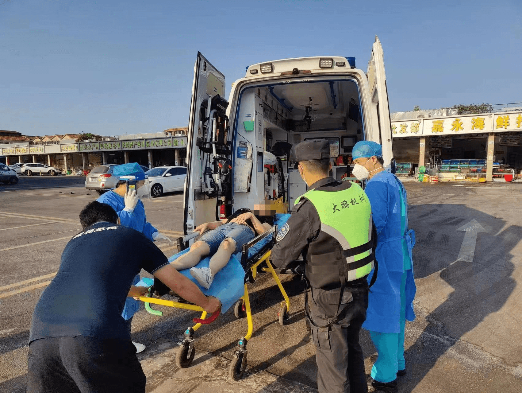 一场历时12小时的生死救援 深圳公安多警种合成作战 快速查找失联人员