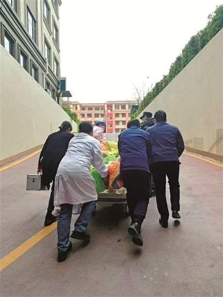 “无障碍化”敲开小区“适老化”大门