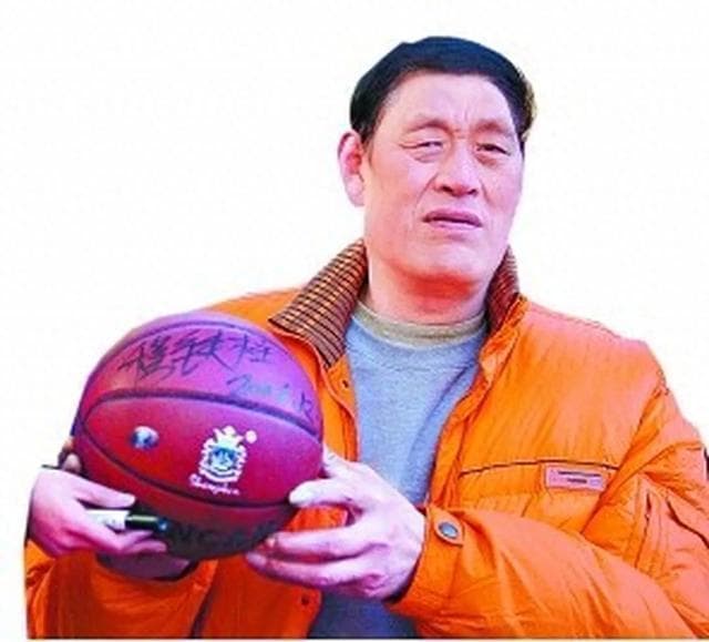 中国男篮二十大中锋排行榜：姚明第一，穆铁柱位列第二