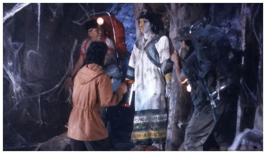 林正英十大电影排行榜：重温经典，笑中带泪的僵尸传奇