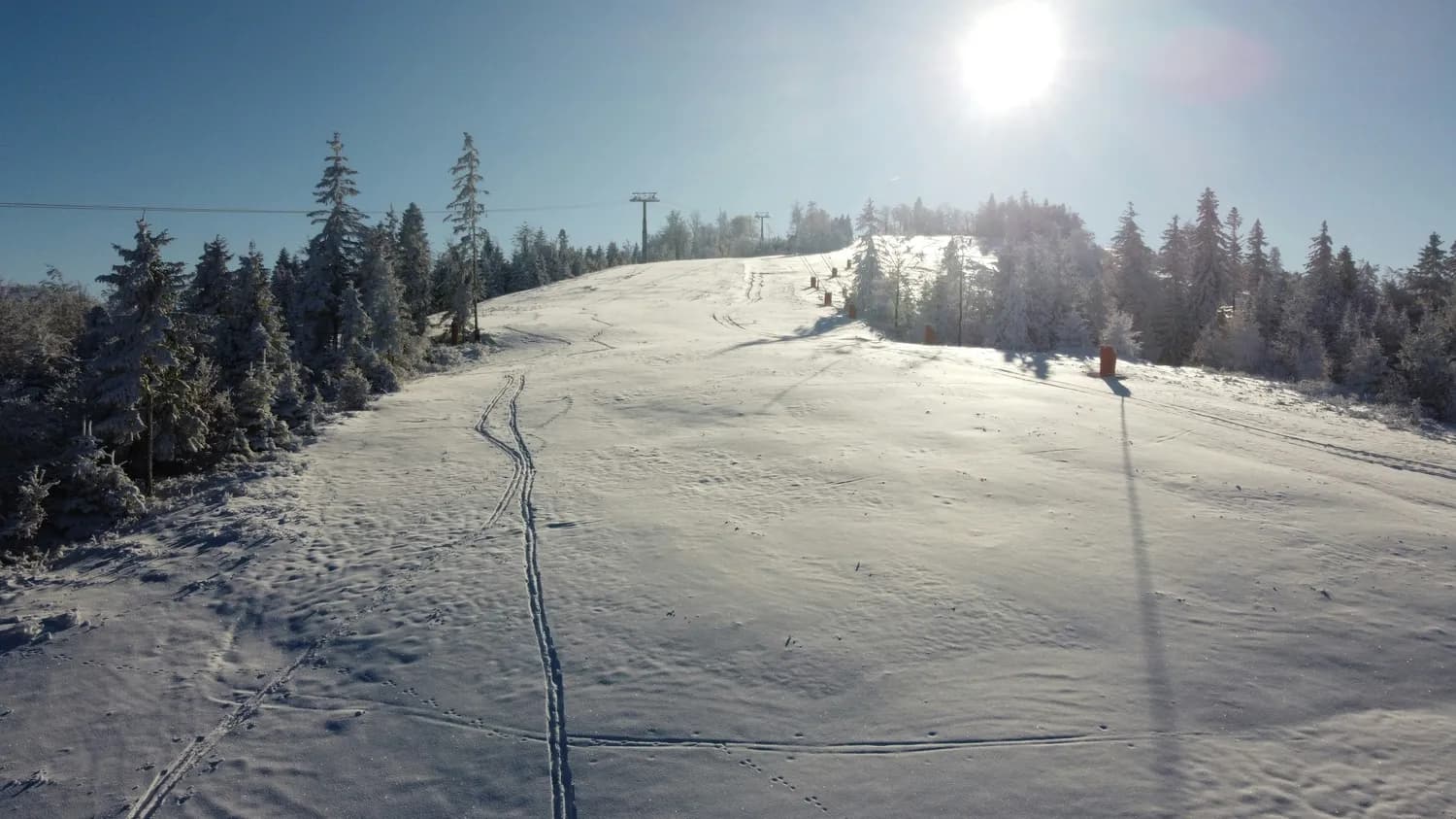 六盘水冬季旅游攻略：滑雪与温泉的完美邂逅
