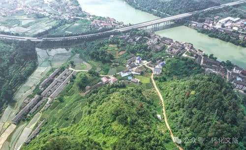 重庆黔江区：探寻自然与文化交融之旅