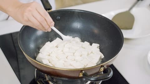 茼蒿与豆腐能一起吃吗