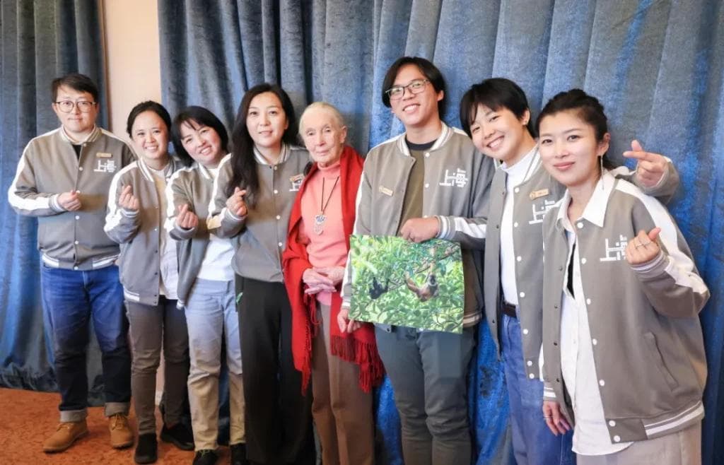 珍·古道尔中国行：90岁高龄仍坚持环保宣讲，用行动点燃希望之光