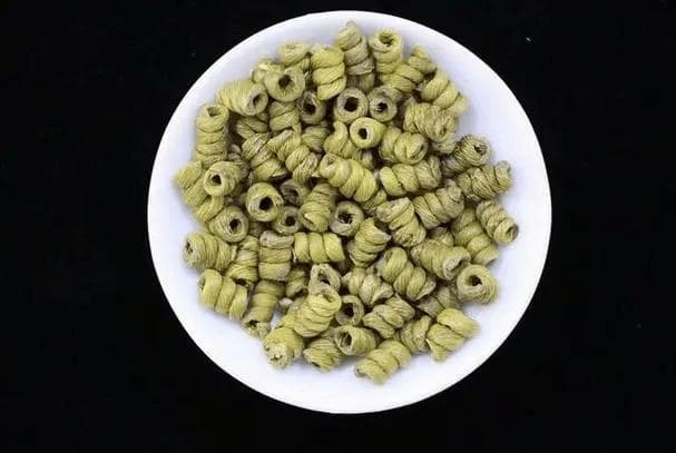 石斛的功效与作用及副作用，千年养生圣品，还是隐藏的健康陷阱？
