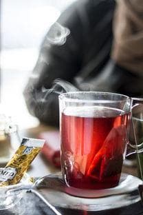 什么茶叶适合冷泡？冷泡茶的完全指南