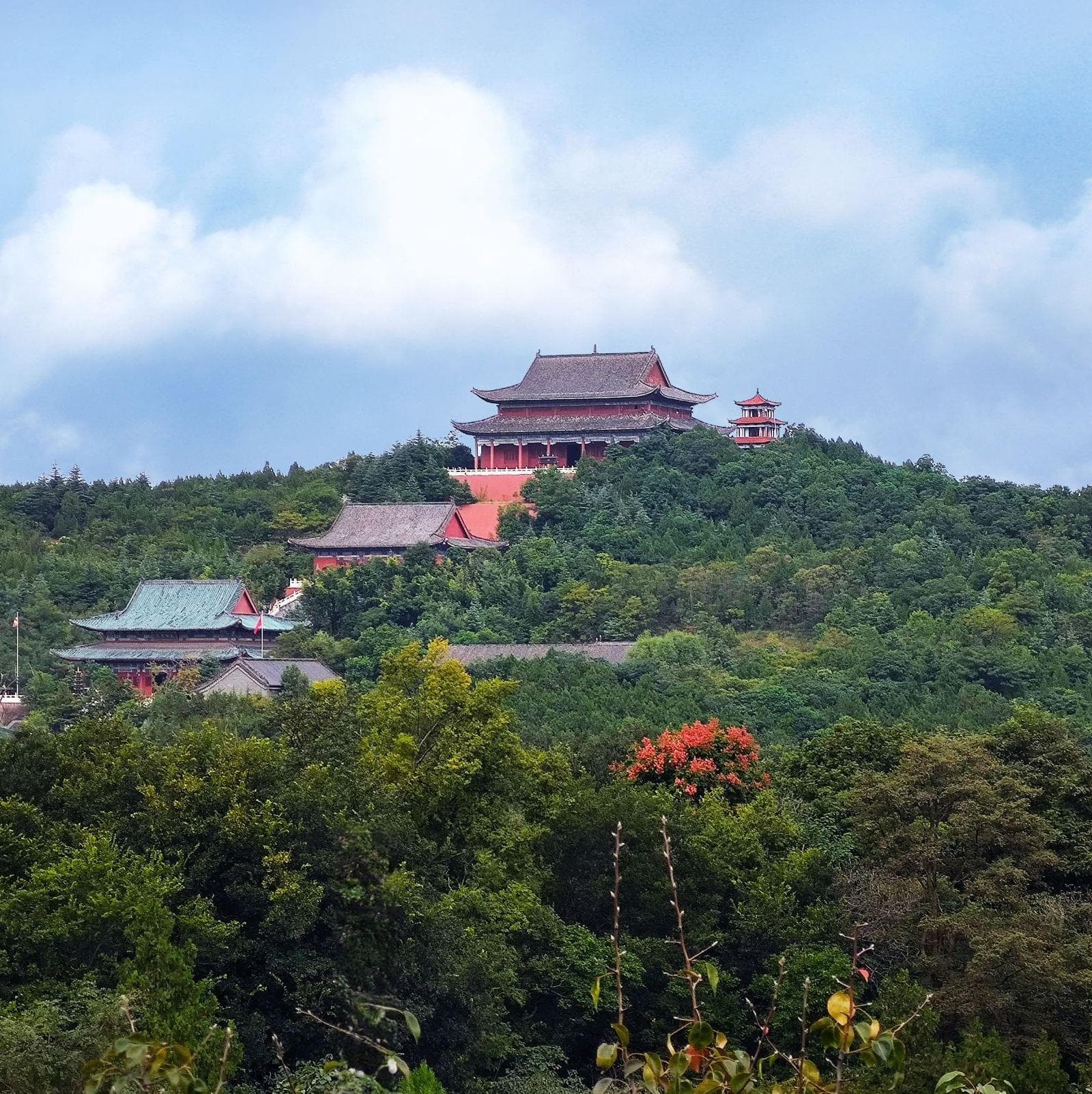 2025徐州艾山风景名胜区：地址、门票及景点全攻略
