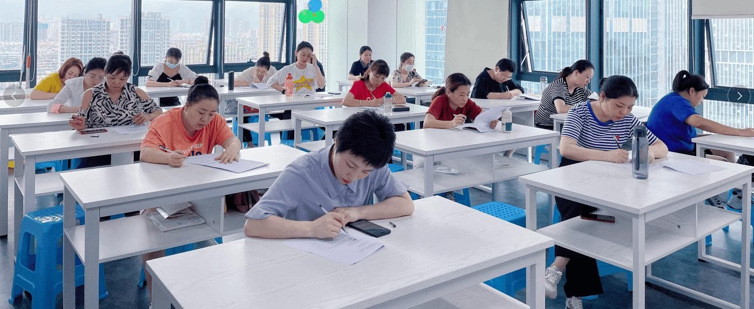 月嫂的学习之旅：从专业知识到爱心奉献