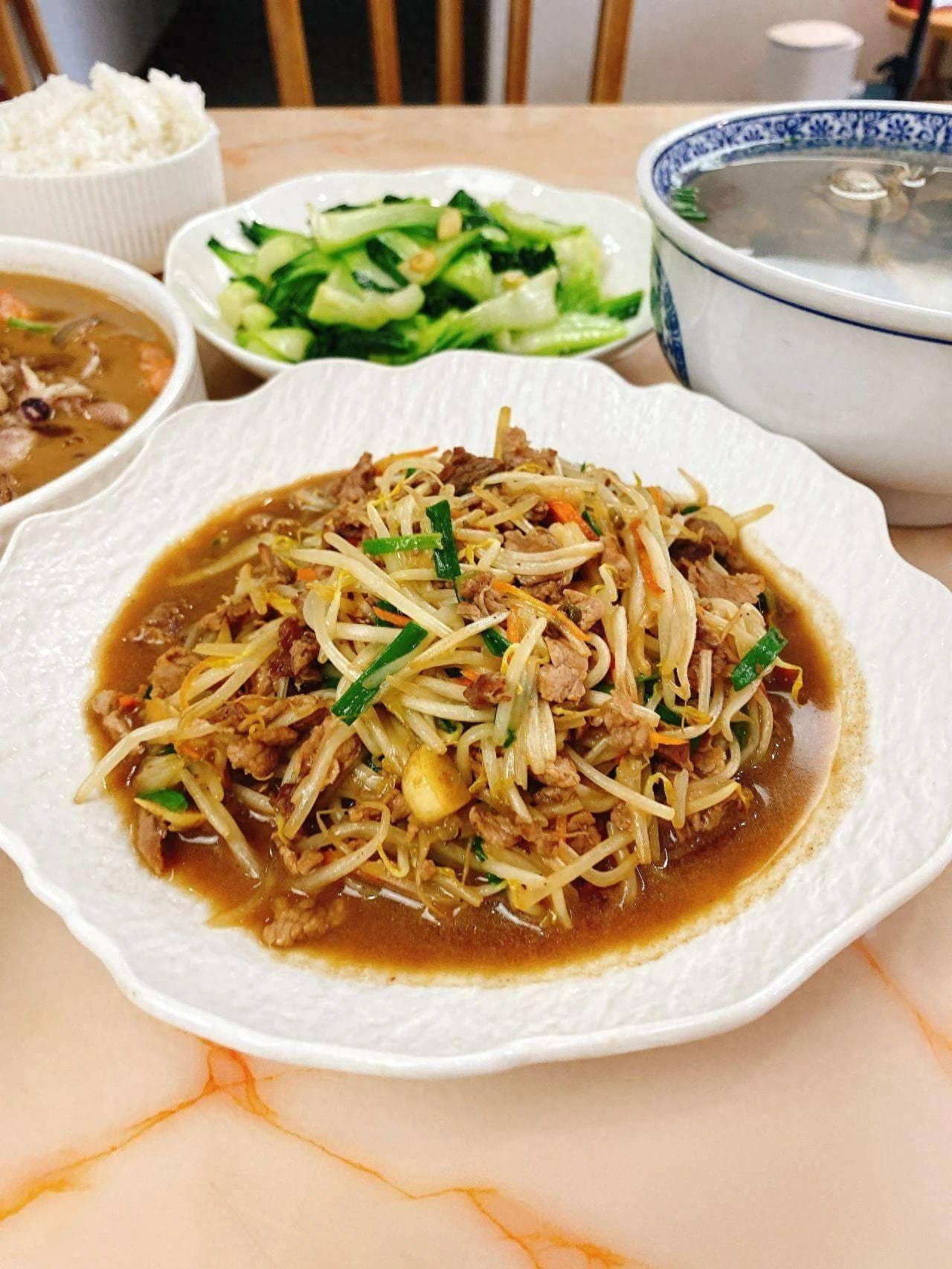 温州特色家常菜：牛肉炒豆芽的正宗做法