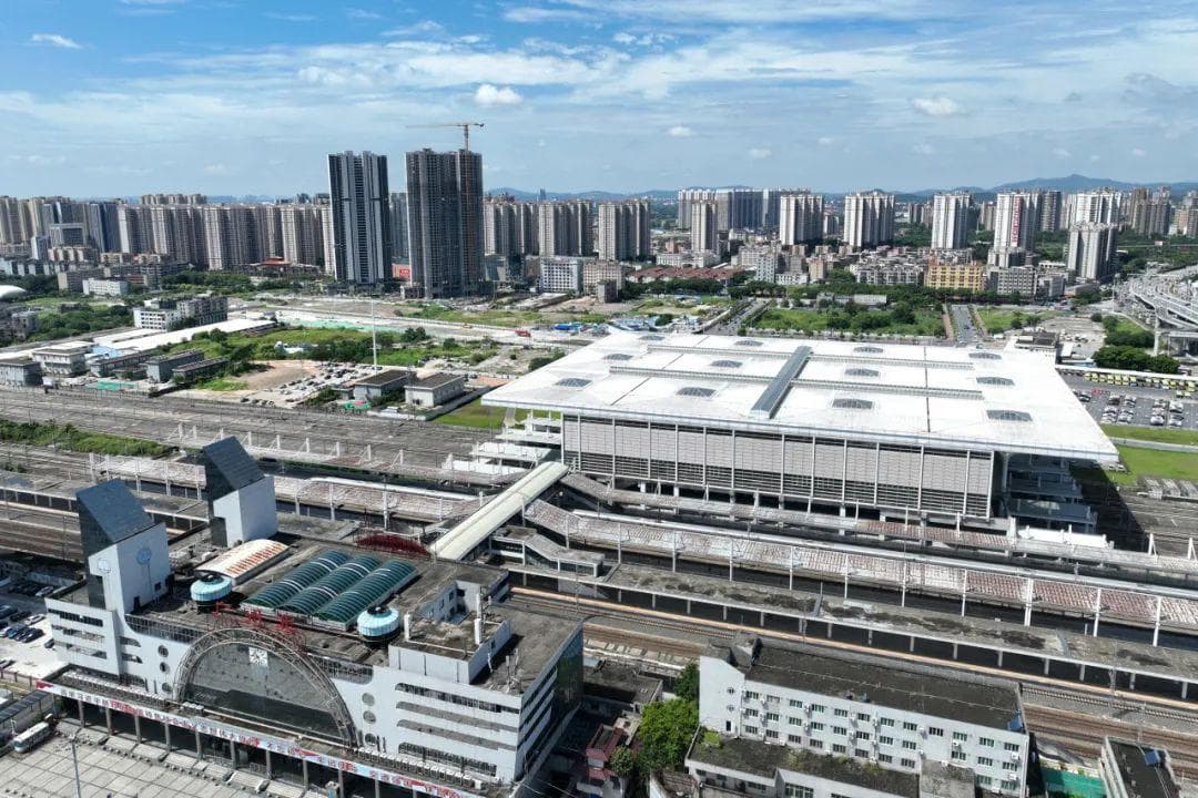 客运员小姐姐教你，在广州北站如何找到“北”
