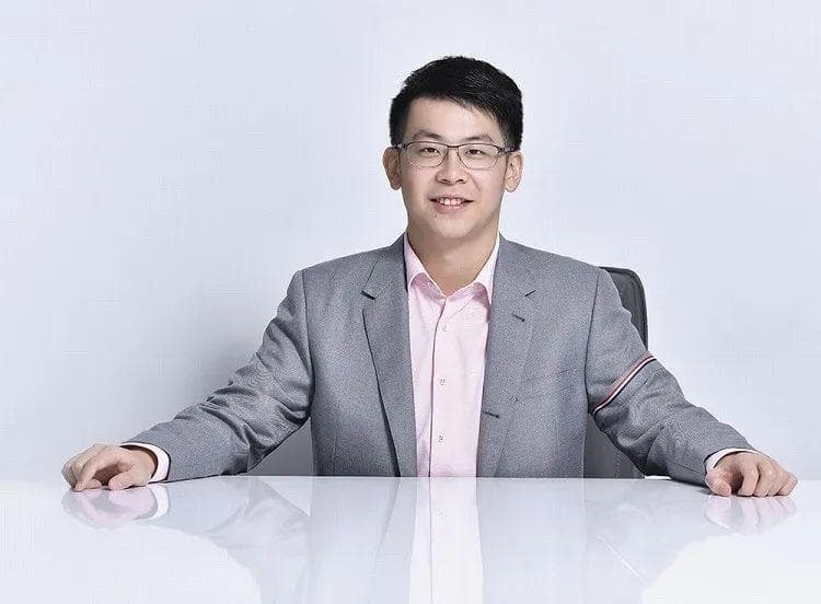 28岁亿万富豪，被罚1亿