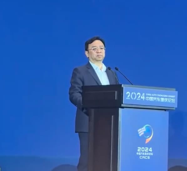 车企大佬激辩“内卷”：曾庆洪称这样下去不是办法，王传福说要积极面对不应焦虑