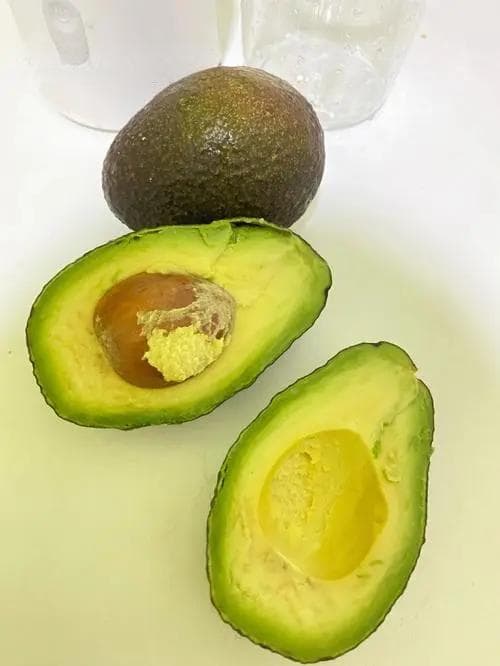 牛油果除了吃还能干什么，多样性用途与环保价值探索