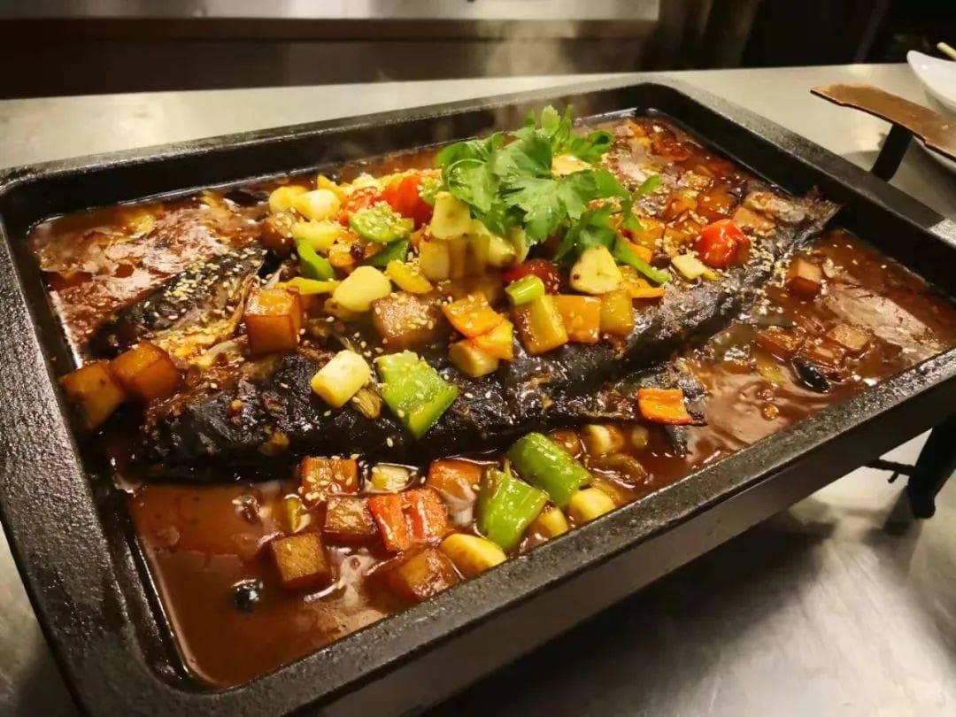 烤鱼店生意红火，八大口味烤鱼秘制配方大公开