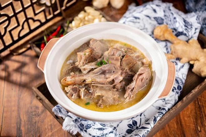 炖鸭子必备“三放三不放”原则，教你做出色香味俱佳的美味佳肴！