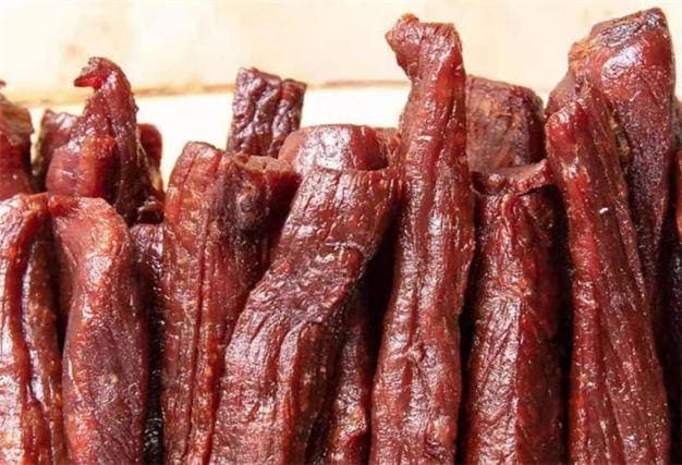 家庭自制美味牛肉干：详细步骤与调料搭配