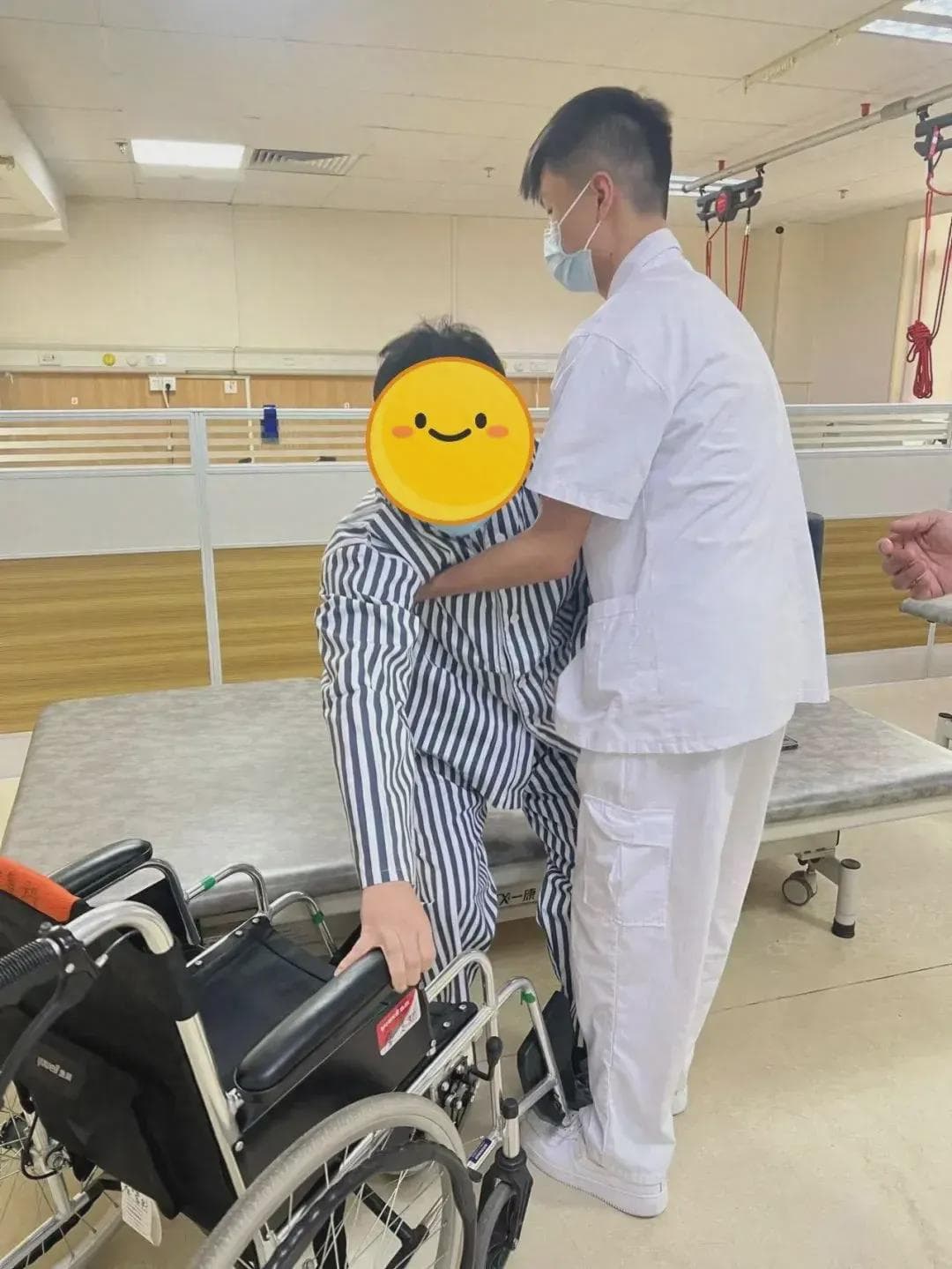 小轮椅，大学问！怎样挑选适合康复患者的轮椅？